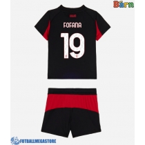 Fotballdrakt Barn AC Milan Youssouf Fofana #19 Hjemmedraktsett 2025-26 Kortermet (+ Korte bukser)